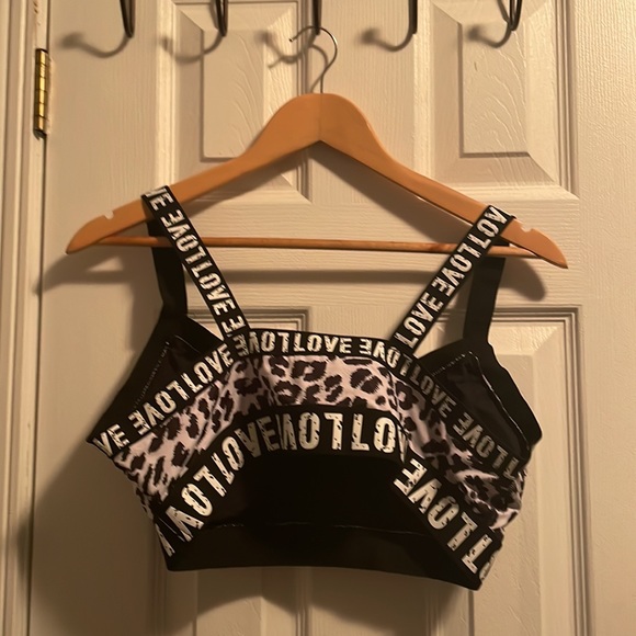 Ok Shein curve sport bra, brand new, never worn, size 1XL - Picture 2 of 5